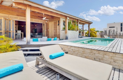 Belnem Cabin | Tropical Beach Lodges - oceanfront, private pool, direct sea & beachclub access