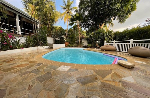 Le Diamant House | Tropical bungalow