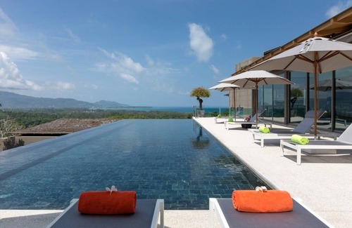 Choeng Thale Villa | Tropical Castle 18 suites - Layan Beach