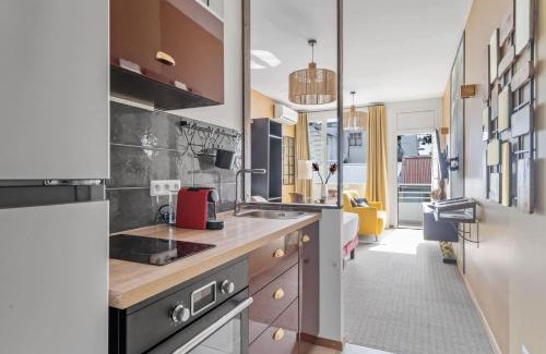 Fort-de-France Apartment | Tropical Chic Immeuble Le Botanik