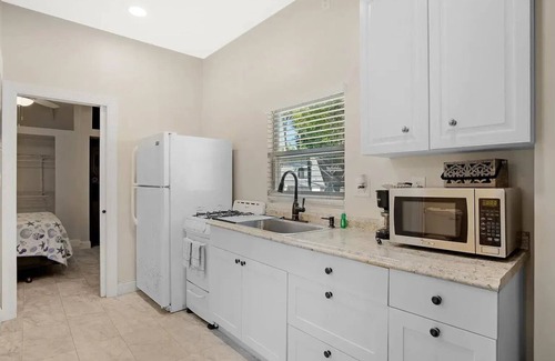 Marathon Cottage | Tropical Cottages