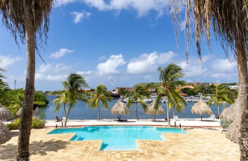Jan Thiel Apartment | Tropical Escape with Pool and Ocean Views