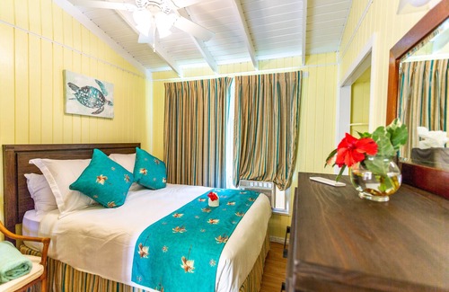 West End Hotel | Tropical Garden Standard