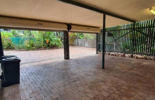 Malak House | Tropical Hideaway Darwin