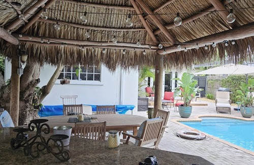 Riviera Estates House | Tropical Home! 3 bed/2 bath Oasis with Pool!