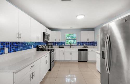 Fort Lauderdale House | Tropical House 3 Bedrooms with Pool Oakland Park