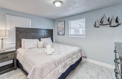 Bearss Plaza House | ☆Tropical & Modern☆ Family Ready | Ace Location