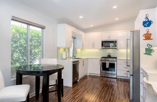 Indio House | Tropical Oasis at Indian Palms w/Pool/Spa, Mountain View, Close to Music Festivals, in Golf Resort