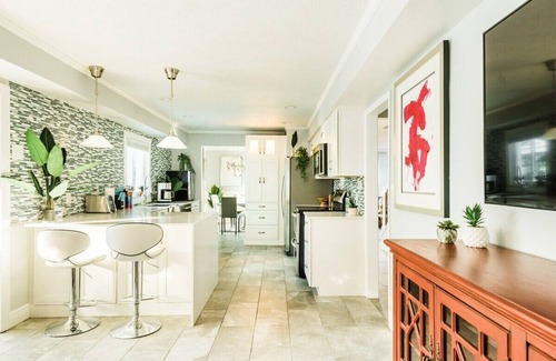 Longwood House | Tropical Oasis - Heated Luxury Pool - Game Room