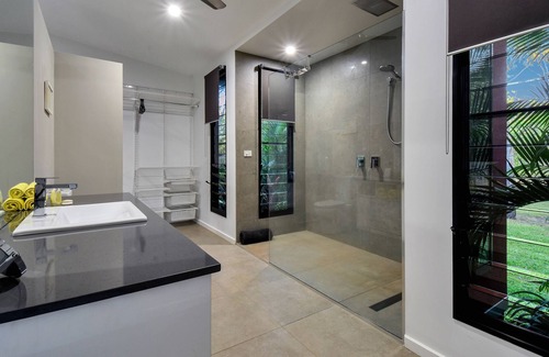 Humpty Doo House | Tropical Oasis Holiday Home - Darwin NT