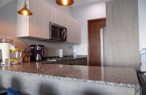 Diaz Ordaz Condo | ✔ Tropical Oasis ★ Penthouse Condo ★ Pool ★ Ocean View ★ 2 Bedroom