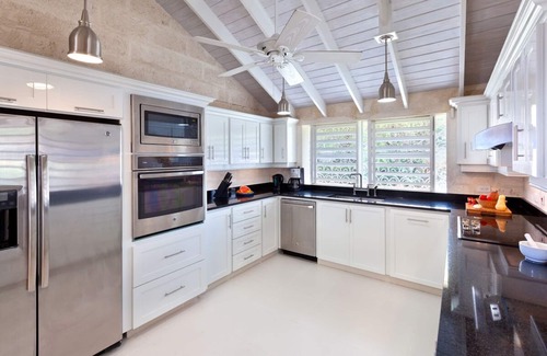 Gibbs Bay Villa | Tropical Oasis with Pool Near Beach - Todmorden
