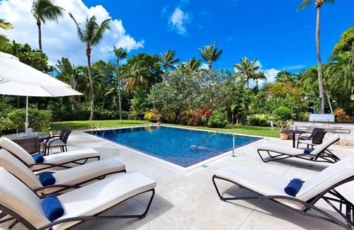 Gibbs Bay Villa | Tropical Oasis with Pool Near Beach - Todmorden