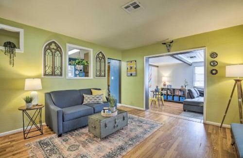 Palm Harbor House | Tropical Palm Harbor Retreat with Lanai and Patio!