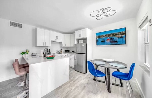 Coral Ridge Apartment | Tropical Paradise + POOL & PATIO