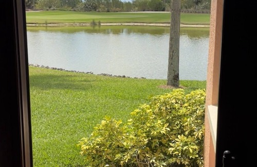 Hammock Bay Condo | Tropical Paradise between Naples & Marco Island Seasonal Rental