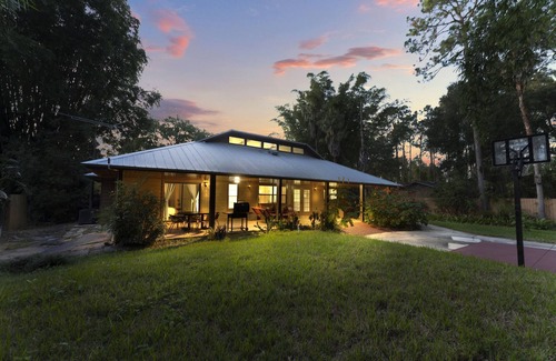 Fruit Cove House | Tropical Paradise! Hammock*NEW Hot Tub*Swing*Foosball