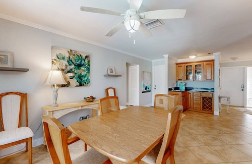 Punta Gorda House | Tropical paradise near the beach with enclosed private pool & lanai