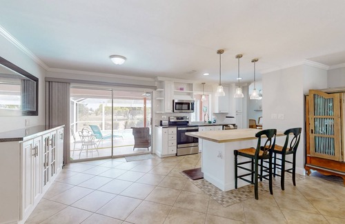 Punta Gorda House | Tropical paradise near the beach with enclosed private pool & lanai