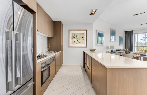 Kingscliff Apartment | Tropical Park View Retreat 3BR Bali Resort in Kingscliff (1210)
