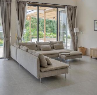 Hin Hong Villa | Tropical Peaceful Poolside Retreat by Sea N' Rent