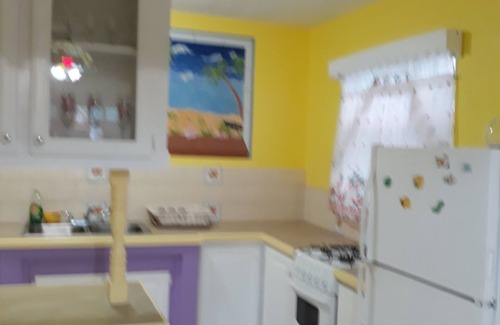 Retreat Apartment | Tropical Pearl - Lovely two bedroom apartment
