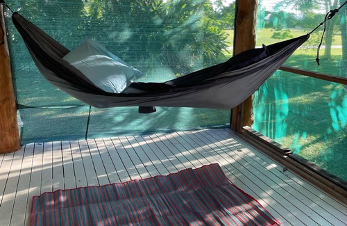 Etty Bay House | Tropical pole home near the beach.
