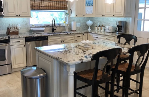 Largo House | Tropical pool home with big backyard, close to beach, high and dry, never floods