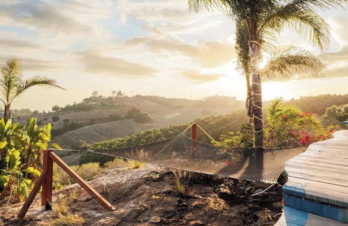 Fallbrook House | Tropical Resort 7 Bed 4 Acres