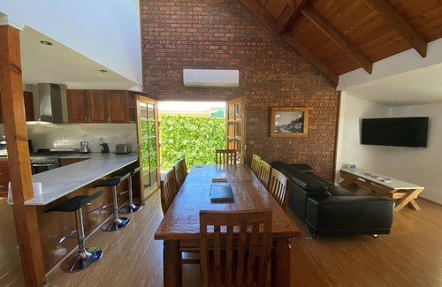 Clifton Springs House | Tropical Resort Style Dual Residency Accommodation perfect for multiple families