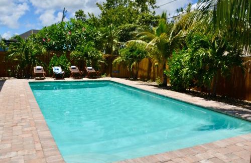 Merritt Island House | Tropical Retreat Near Beaches, Cruise Terminals