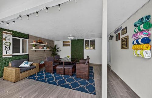 Oakland Park House | Tropical South Florida Home