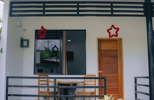 Hinoba-an Apartment | Tropical Tranquility: Unwind in Style at Our Cozy Retreat