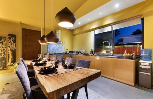 Thong Krut Villa | Tropical tranquility in Samui.3 Bedroom villa with private pool. Baan Putahracsa