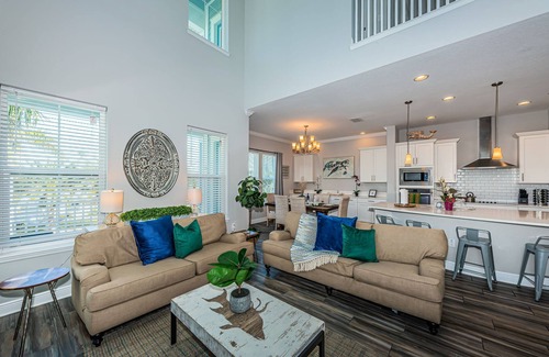 Redington Beach House | Tropical Treasure Villa | Large Swim Spa