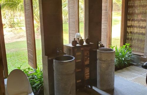 Bang Sare Villa | Tropical villa in the Bangsare hills near Pattaya