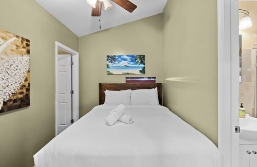 Royal Poinciana House | Tropical villa