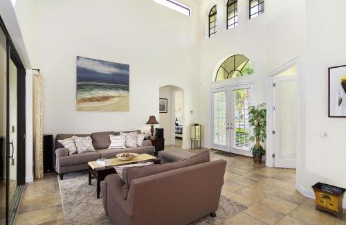 Eight Lakes Villa | Tropical waterfront paradise with gulf access, heated infinity pool and spa - Villa Southern Shores