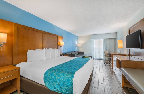 Seabreeze Park Hotel | Tropical Winds Oceanfront Hotel