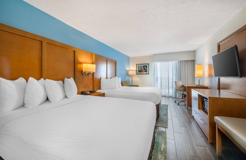 Seabreeze Park Hotel | Tropical Winds Oceanfront Hotel