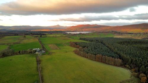 Kippen Bed & Breakfast | Trossachs Barn & Cabin - boutique B&B