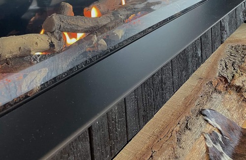 Florennes Ski Chalet | Trou des cloches with Jacuzzi and private ponds