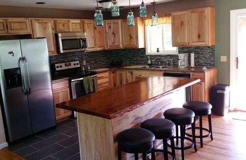 Deposit House | Trout Camp - Riverfront House/Upper West Branch of the Delaware/Guided Floats