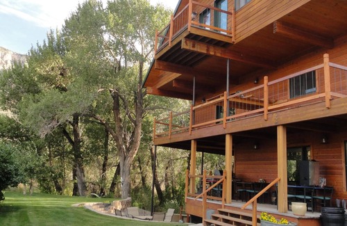 Cody Cabin | Trout Creek Lodge on the water