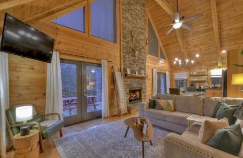 Fry House | Troutlandia- Cuddleup