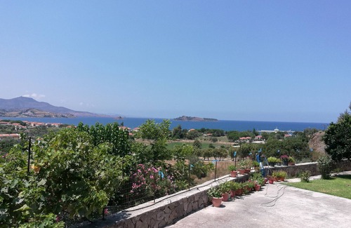 Petra Apartment | Troyan Hill Studios with Panoramic View and Great Balcony