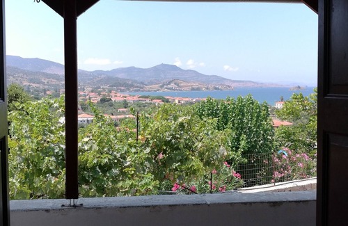 Petra Apartment | Troyan Hill Studios with Panoramic View and Great Balcony