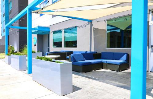 Clarksville Hotel | TRU By Hilton Clarksville