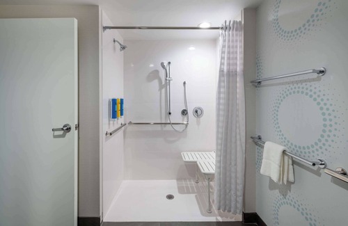 Terry Sanford Hotel | Tru By Hilton Fayetteville Fort Bragg