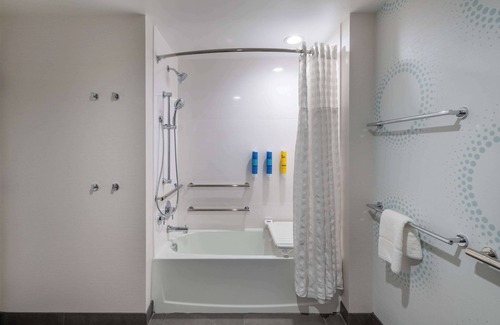 Terry Sanford Hotel | Tru By Hilton Fayetteville Fort Bragg